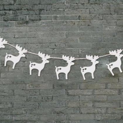 Christmas Reindeers Garland A7221H