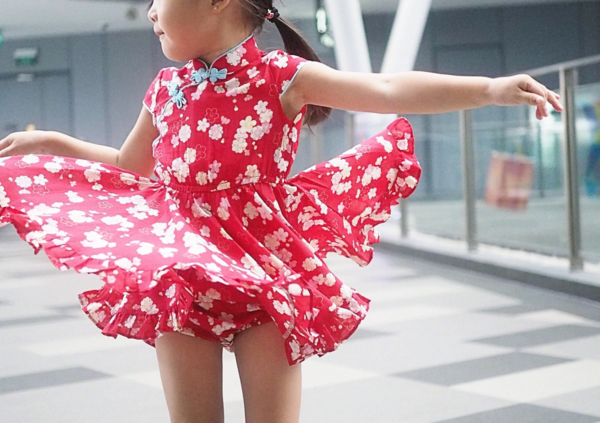 Let's twirl with Cheongsam this Chinese New Year !