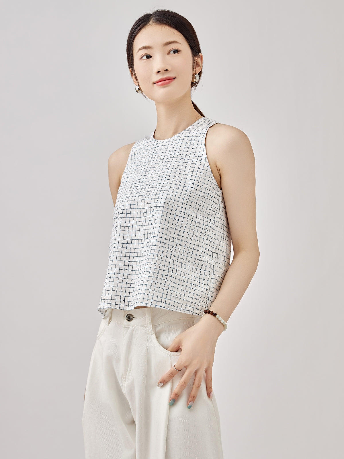 Checkered Sleeveless Shell Top