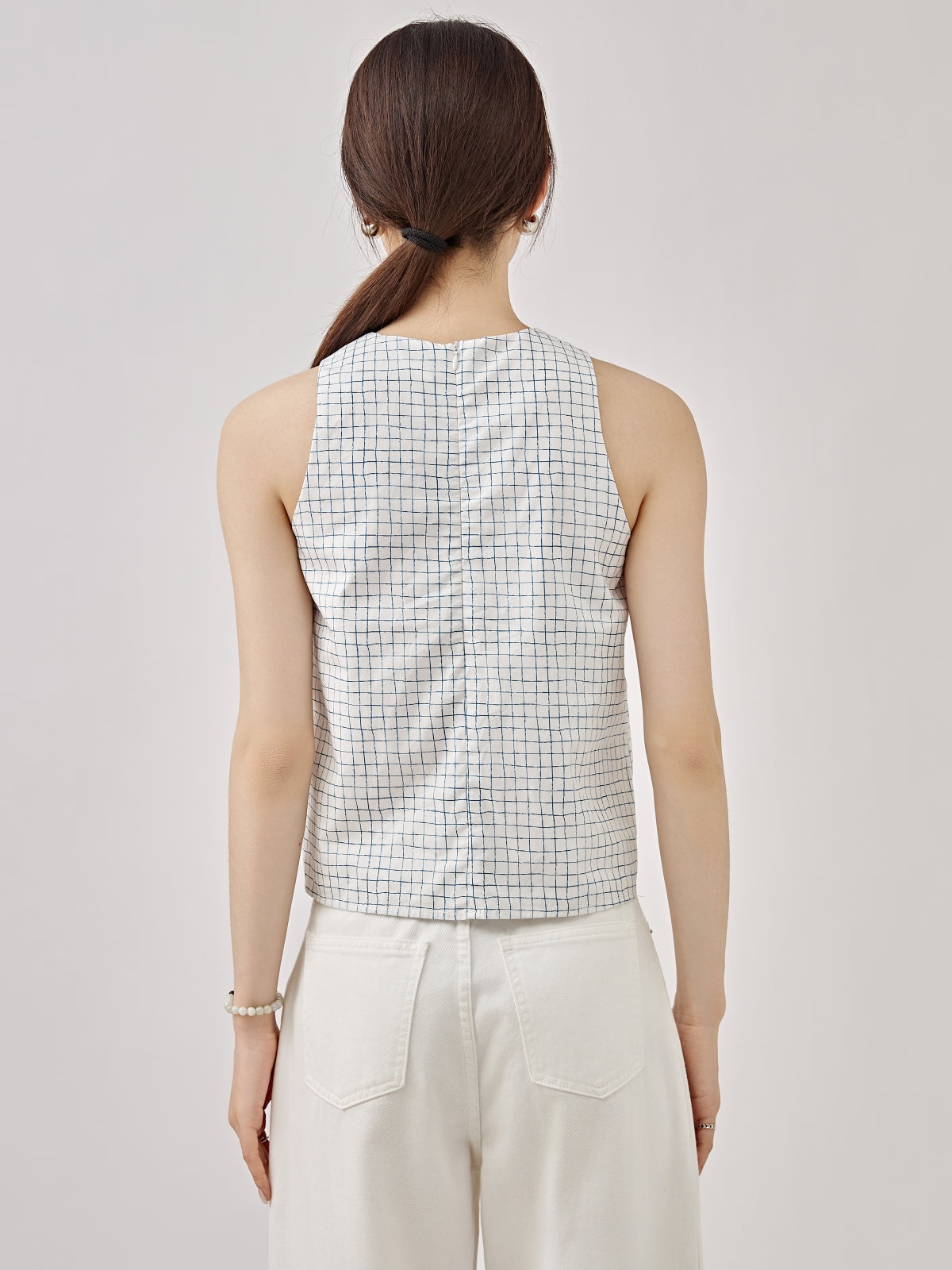 Checkered Sleeveless Shell Top