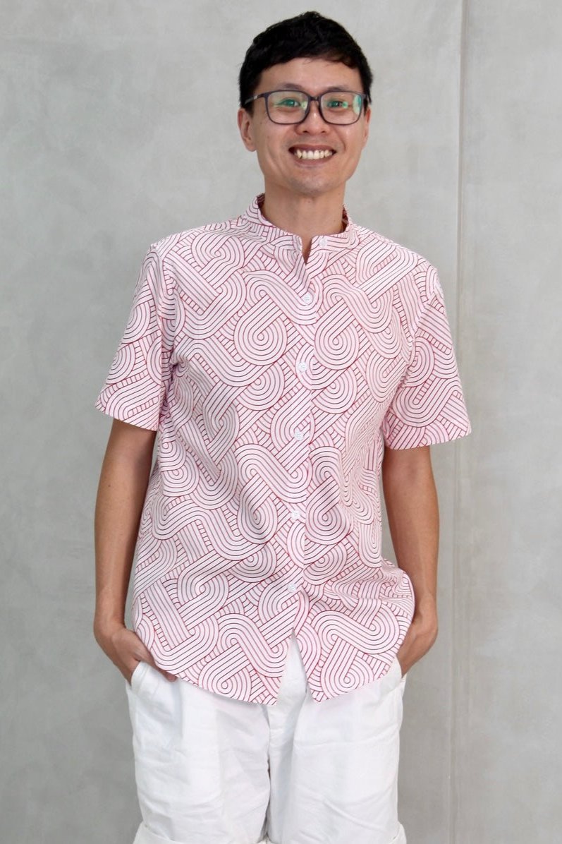 Red Wave Men Mandarin Collar Shirt