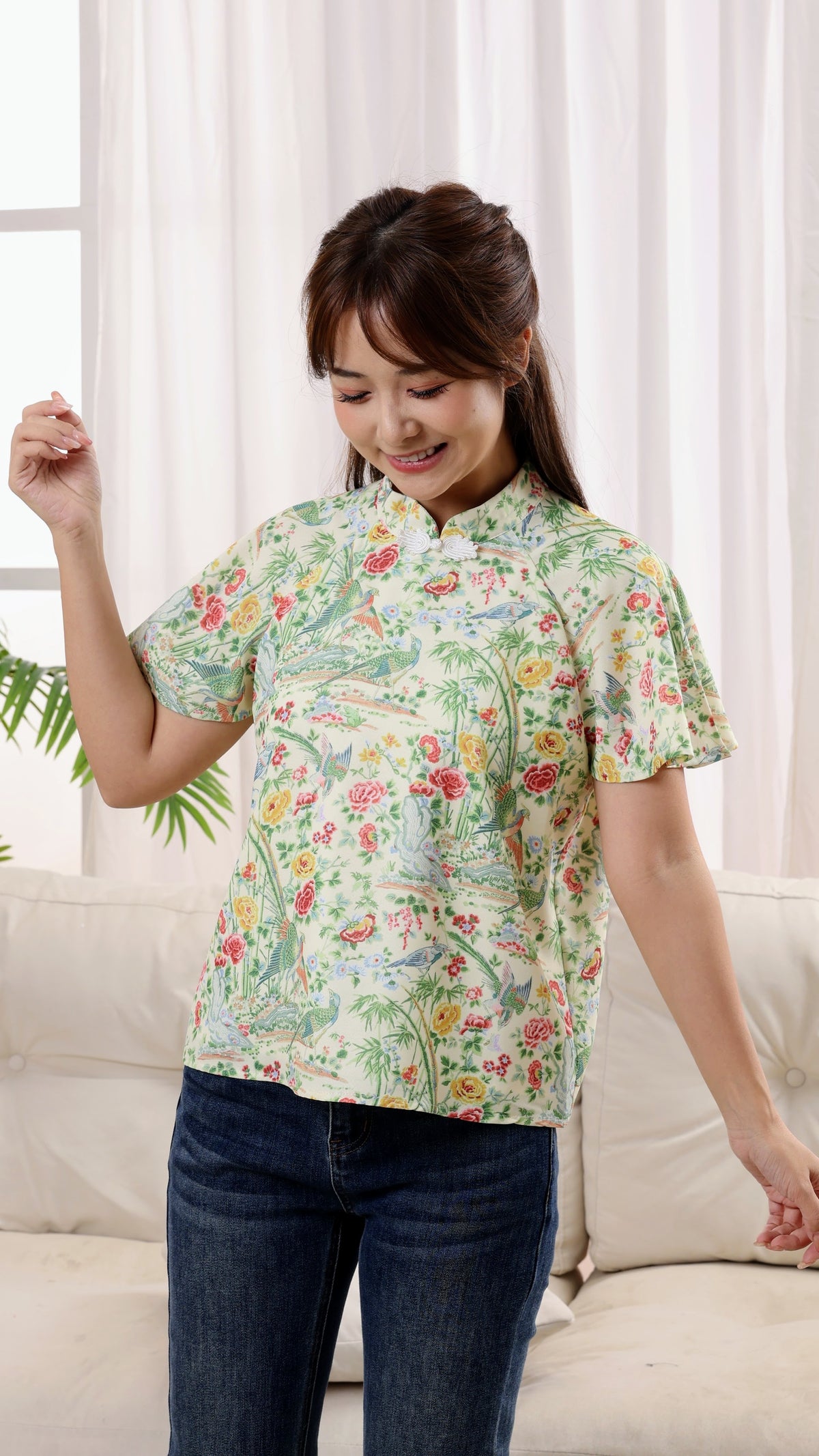 Peony Ladies Flutter Sleeves Cheongsam Top