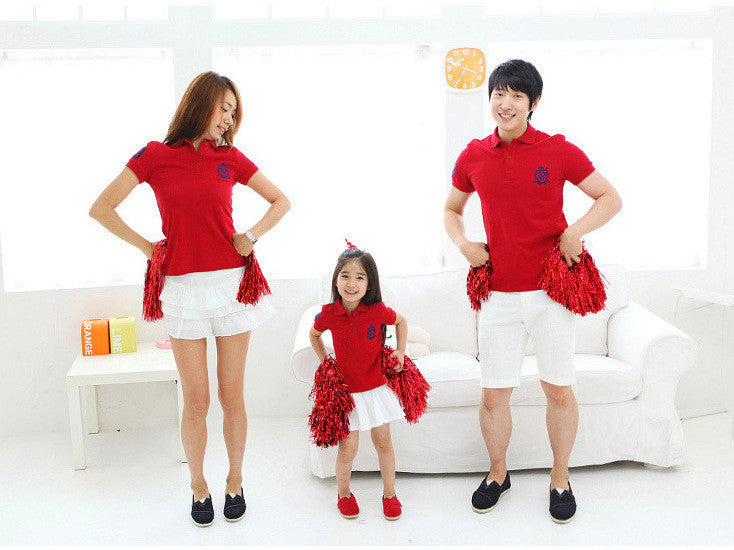 Family Wears Red Collar Shirts F110